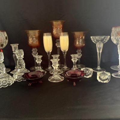Lot 104: Candle Holder Bonanza