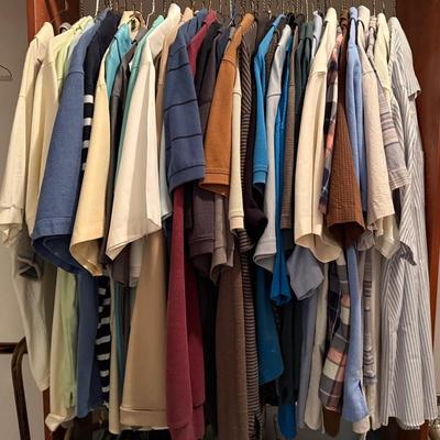 Lot 419: Men’s Short Sleeved Polos And Button Shirts