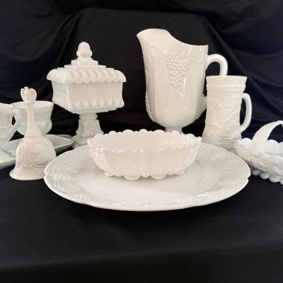 Lot 101: Milk Glass Entertainment