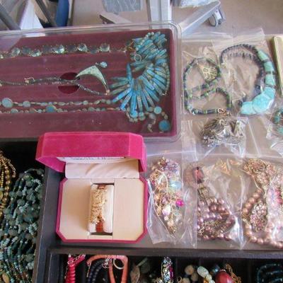 Sale Photo Thumbnail #208