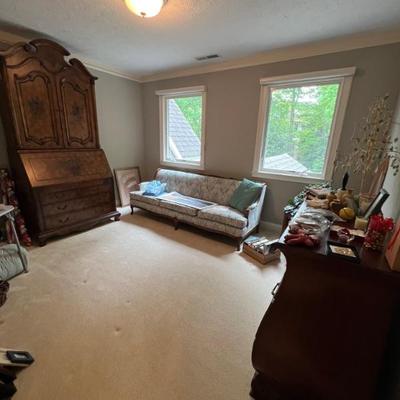 Sale Photo Thumbnail #62