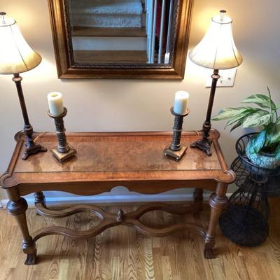 Vintage victorian style sofa table