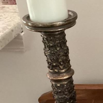 Gold candle holders set of 2)