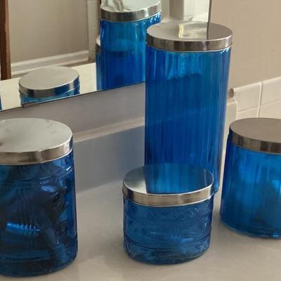 Blue jars bathroom accessories