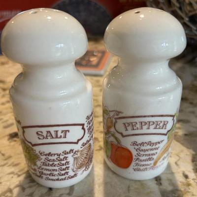 1980s avon salt and pepper shakers