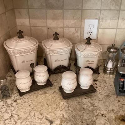 Canister set 7 pieces)