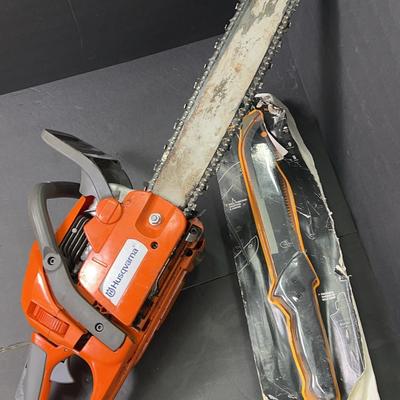 Husqvarna 440 18" Gas Powered Chain Saw & In Package Gerber Gator Machete Jr.