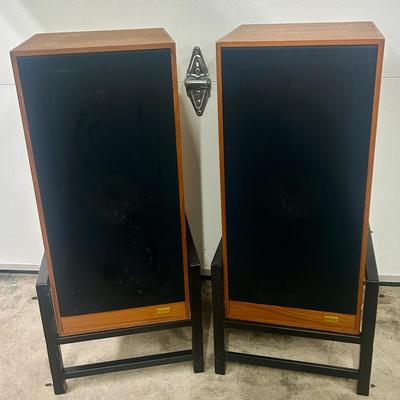 Vintage Spendor SP1 Loudspeaker Pair With Metal Stands