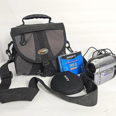 Sony HandyCam Digital Video Camera Model DCR–DVD810