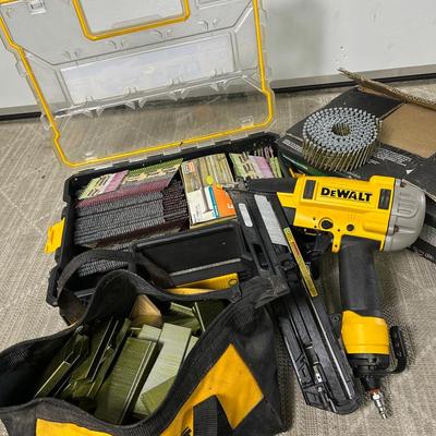 DeWalt 15GA Finish Nailer Kit – DWFP72115 With Nails, Staples & Bag