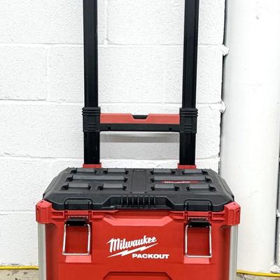 Milwaukee Packout Rolling Tool Box -22x18x16"