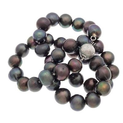 Single Strand Cultured Pearl Necklace