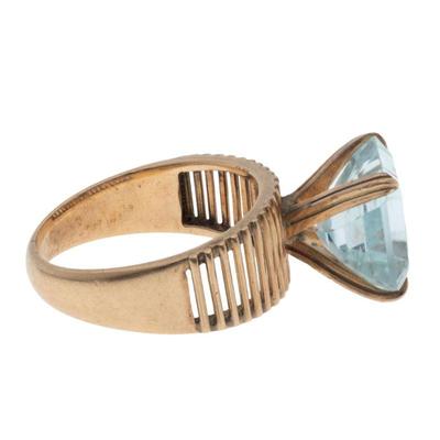 Aquamarine, 14k Yellow Gold Ring