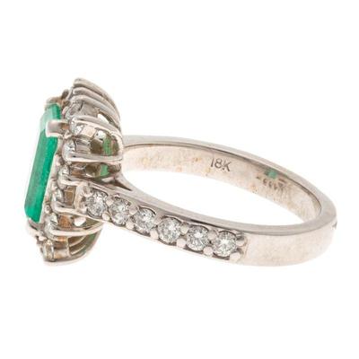 Emerald, Diamond, 18k White Gold Ring