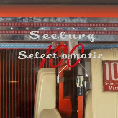 Seeburg Juke Box, Model M100B