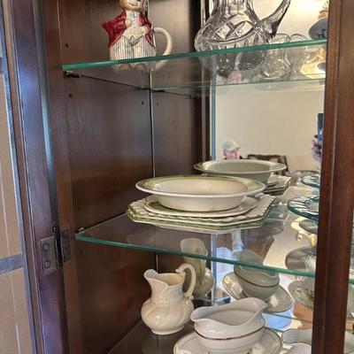 Misc decor and glassware