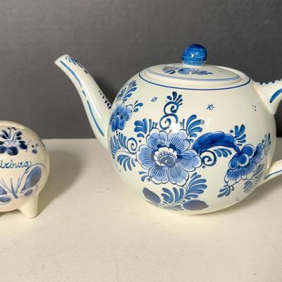 Royal Goedewaagen Blue White Delft Teapot & Piggy Bank
