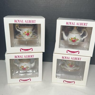 Royal Albert Old Country Roses Collectible Ornaments