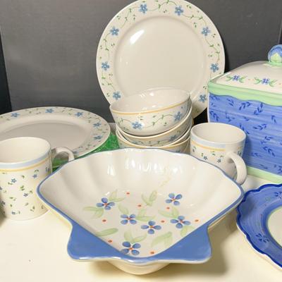 Pfaltzgraff Melissa & Summer Breeze Dinner Ware
