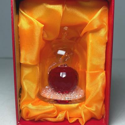 H&D Red Cut Crystal Apple in a Glass Dome Paperweight/Ornament