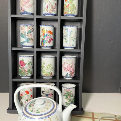 Kinuko Yamabe Porcelain 12 Months Japanese Teacups & Pot