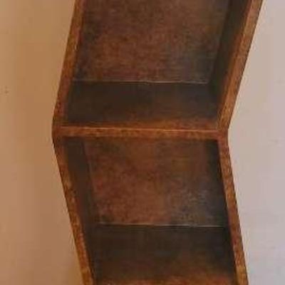 The Bombay Company 5 Tier Zig Zag Tower Shelf