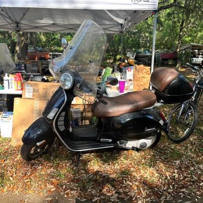 2005 Vespa 2311 miles