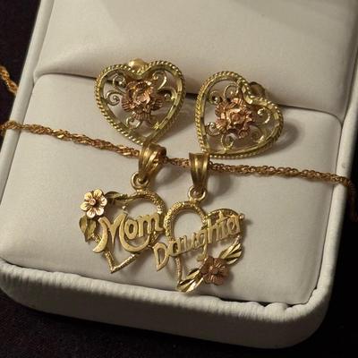 14K Mom and Daughter Set
