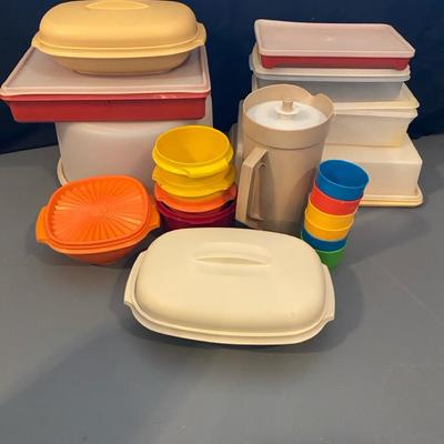 Tupperware 