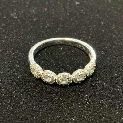 14k White Gold Five Diamond Ring (Size 6.75) (2.56 Grams)