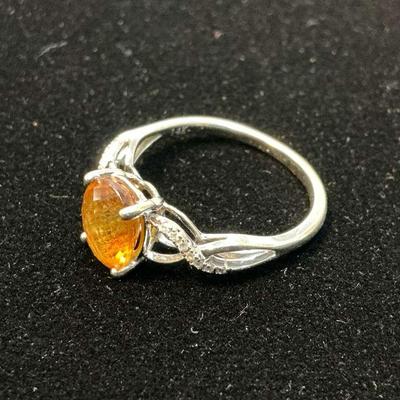 14k White Gold Citrine Ring w/ Chip Diamonds (Size 7.75) (2.62 Grams)