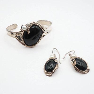 HG 925 Sterling Silver, Onyx and Pearl Jewelry Set