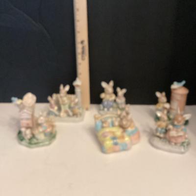 Gigi Graphics Bunny Figurines