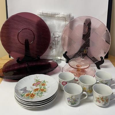 Purple & Floral Decor