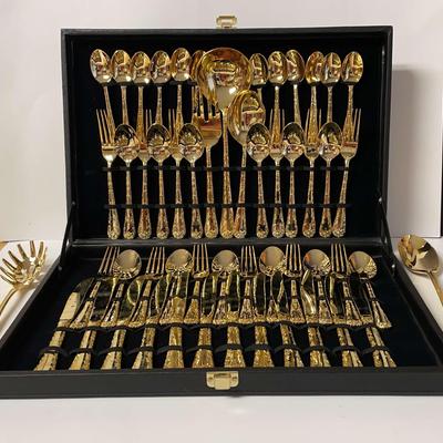 WM. Rogers & Son Goldplated Flatware Set