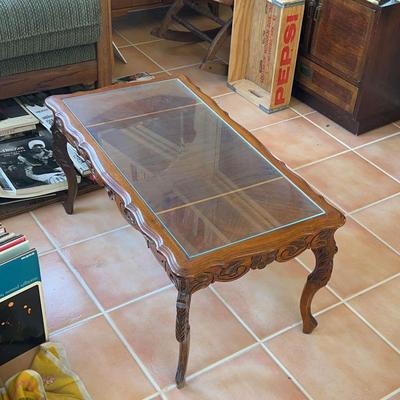 Cherry Colored Wooden Coffee Table with Removable Glass Top