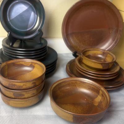 Vintage Iron Mountain Stoneware Roan