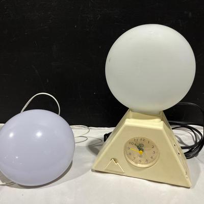 The Sunrise Clock And Rohs Light Therapy Lamp