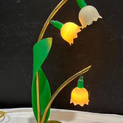 True 1940’s Pre Mid Century “White Lily Of The Valley” By Astrolamps