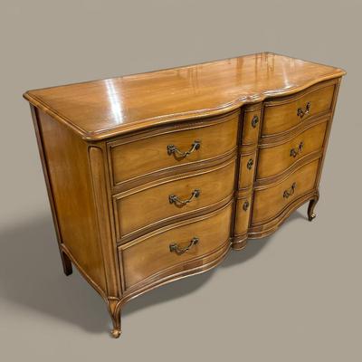 Drexel 6 Drawer Dresser 