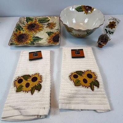 Lot #78 - Sunflower Themed Kitchenware Set