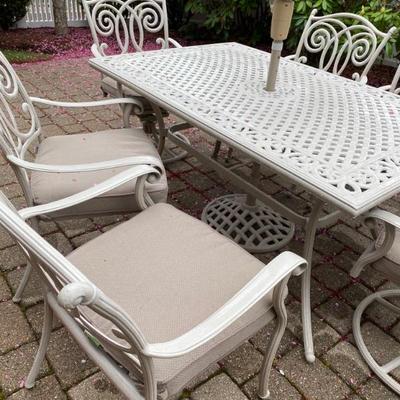 Metal with cushion 