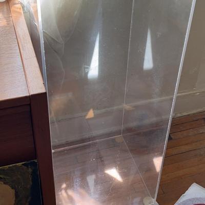 Acrylic Pedestal Display Stand 