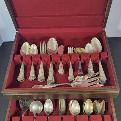 Featured in our online auction. This item will be available for in-person preview at the estate sale. Bidding begins at $1.