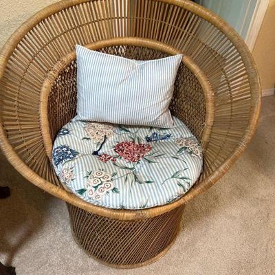 Crown Wicker chair