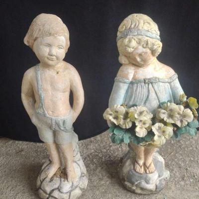 Concrete lawn couple