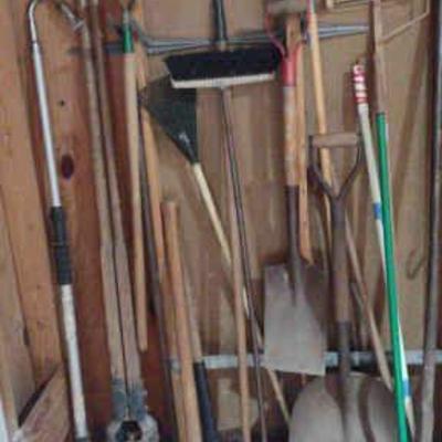 Lawn and garden lot