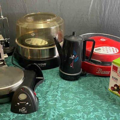 Small appliance kitchen lot