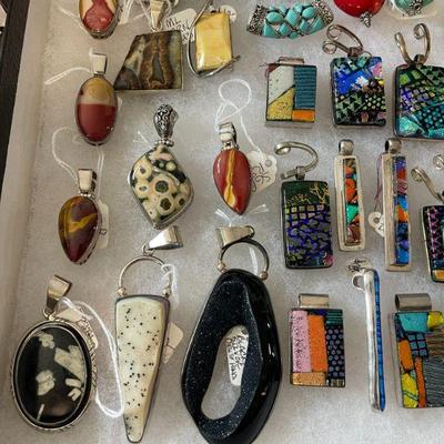 Sale Photo Thumbnail #126