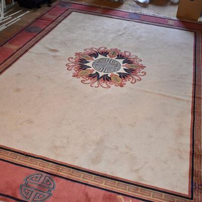 Chinese wool rug with shou medallion